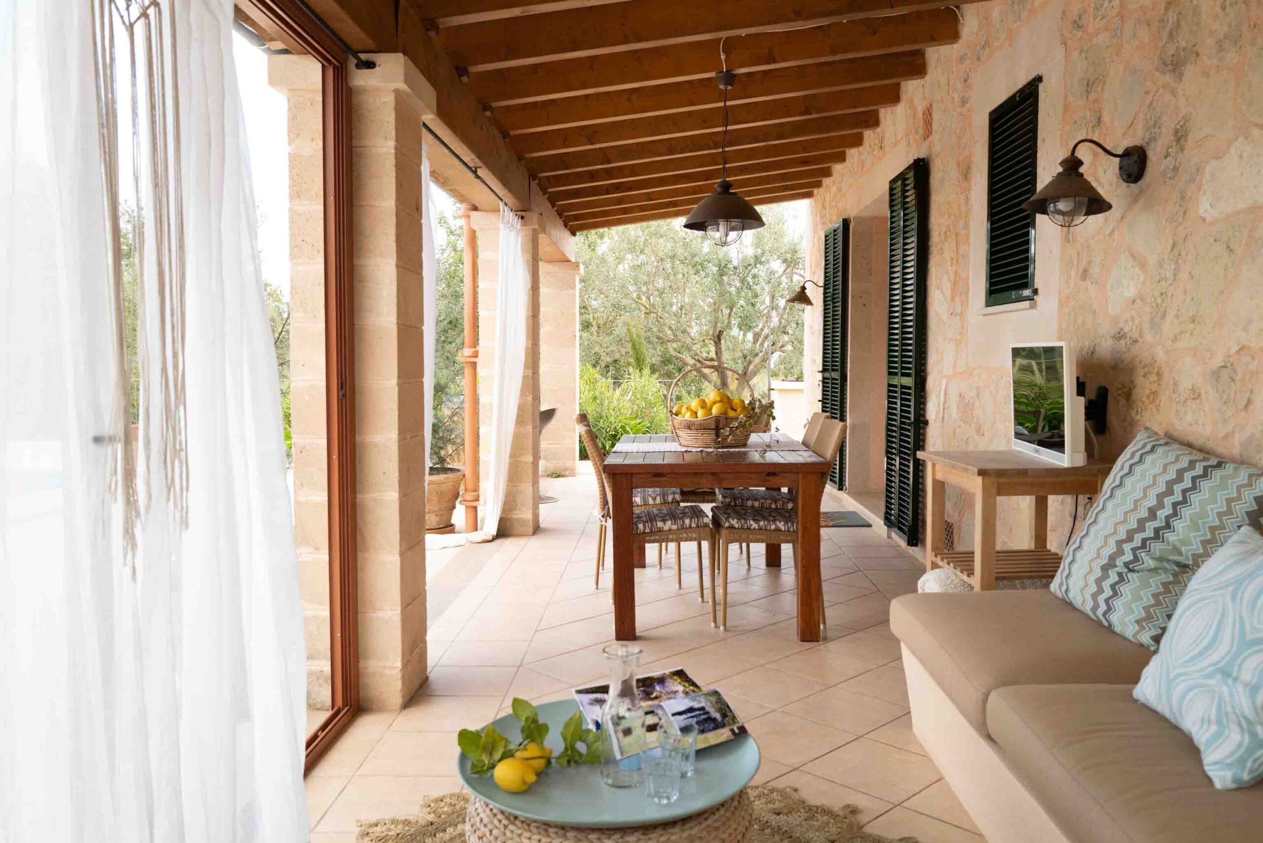 Your_Finca_Mallorca_rustig_gelegen_vakantiehuis_zwembad_prachtig_uitzicht_petra_finca_bon_any_14_web