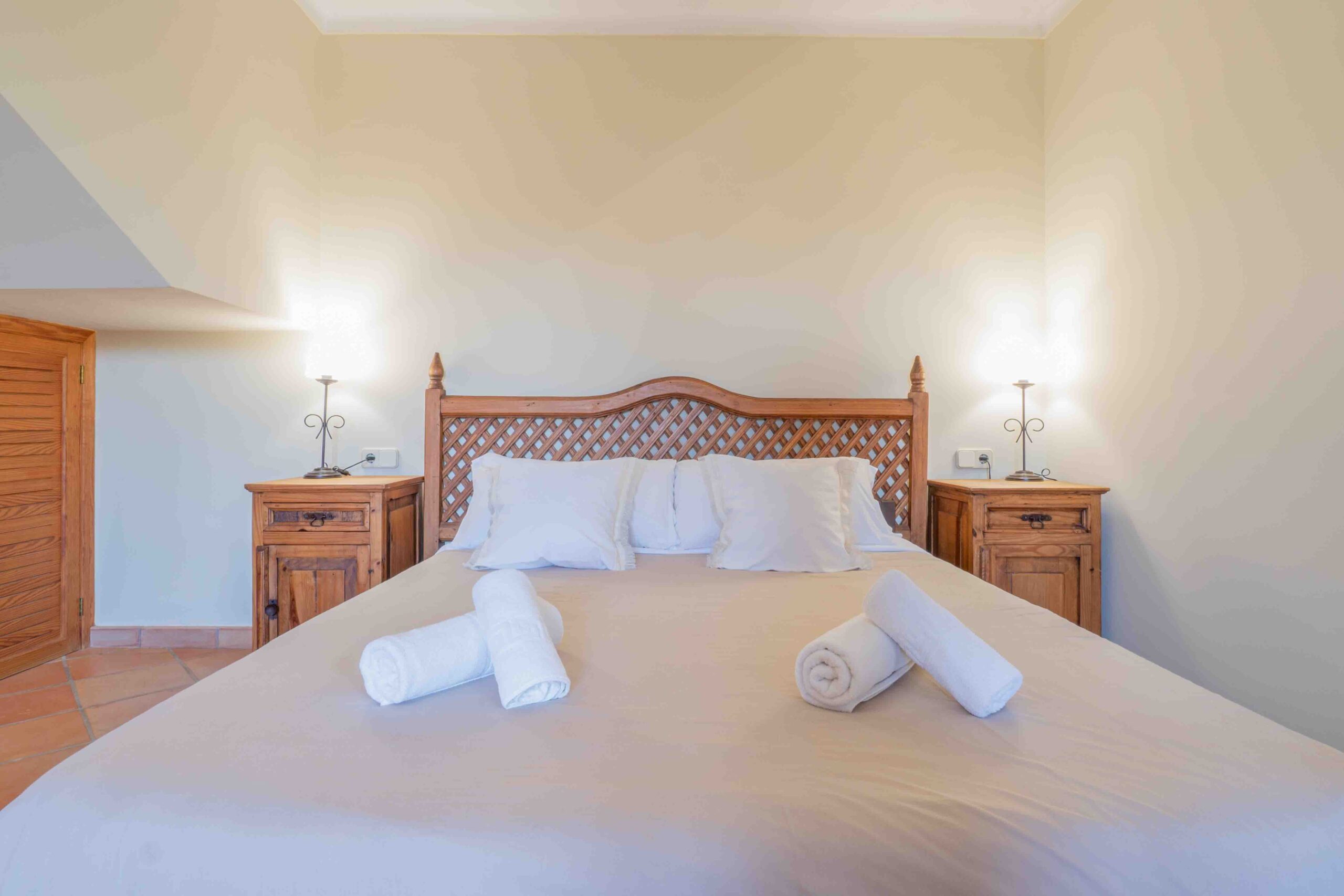 Your_Finca_Mallorca_karakteristiek_vakantiehuis_zwembad_ses_salines_son_xota_nou_26_web