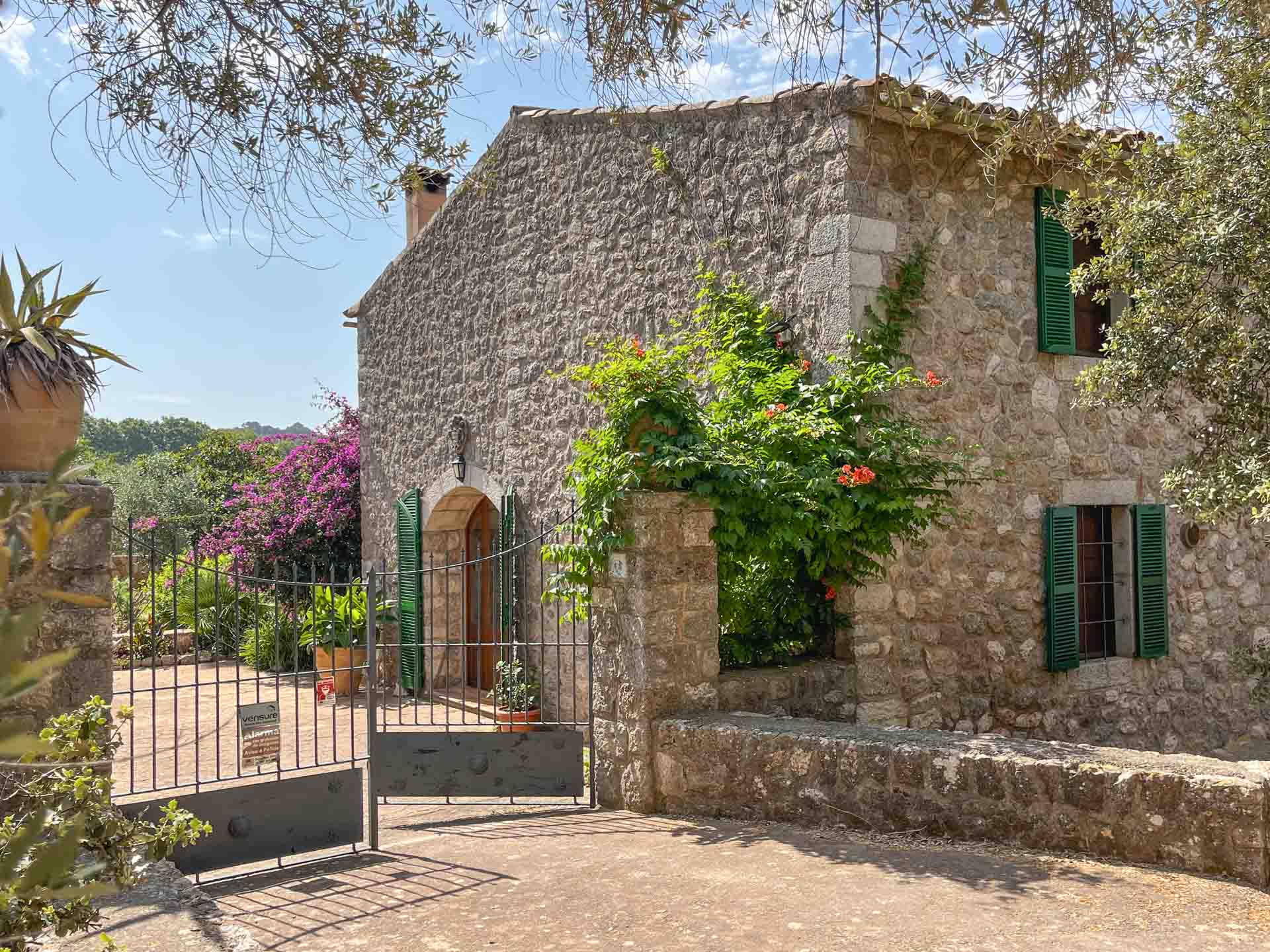 Your_Finca_Mallorca_prachtig_vakantiehuis_met_uitzicht_in_de_bergen_bij_valldemossa_chopin-14