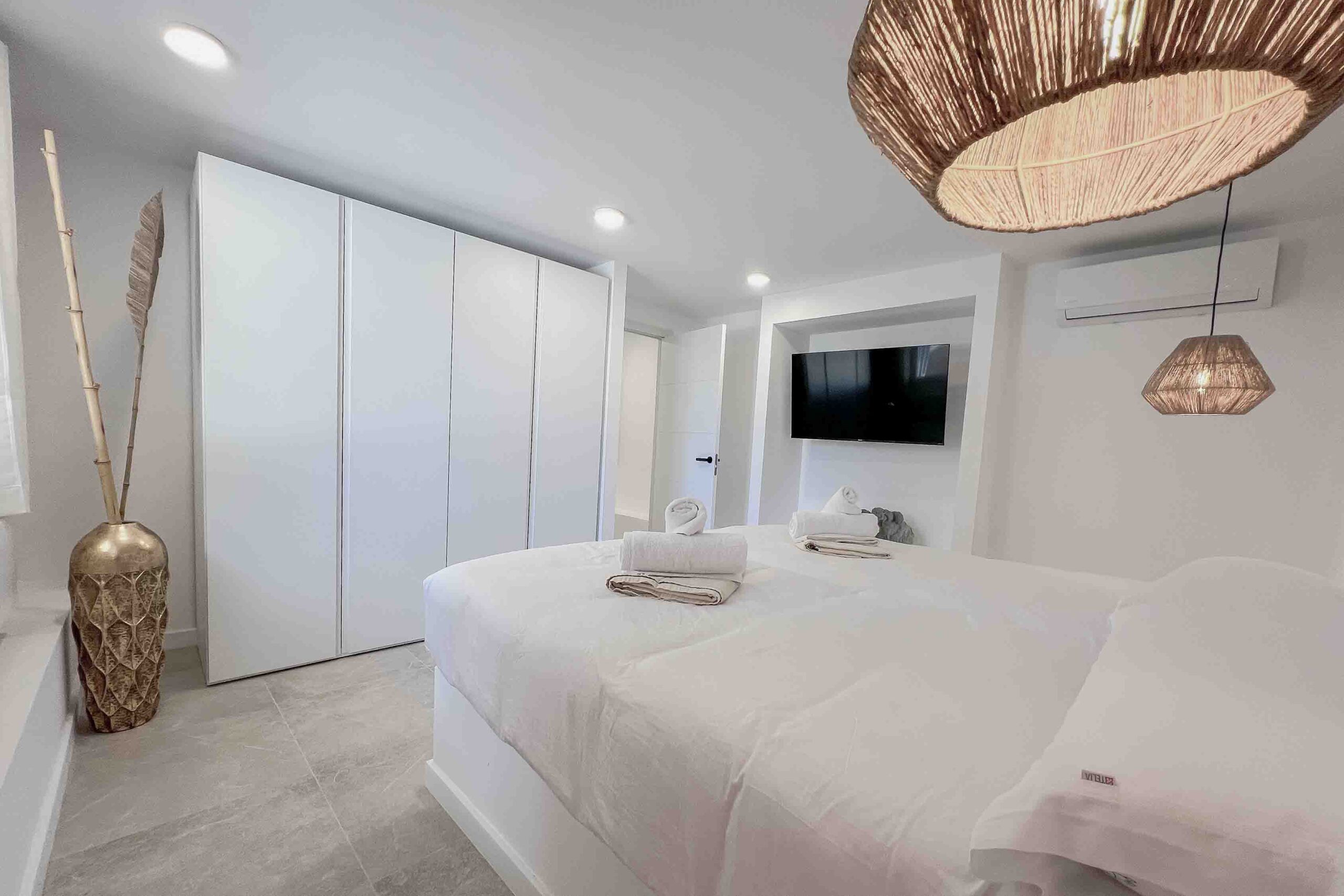 Your_Finca_Mallorca_ruime_vakantiewoning_zwembad_bergen_cales_de_mallorca_can_gomez_24_web