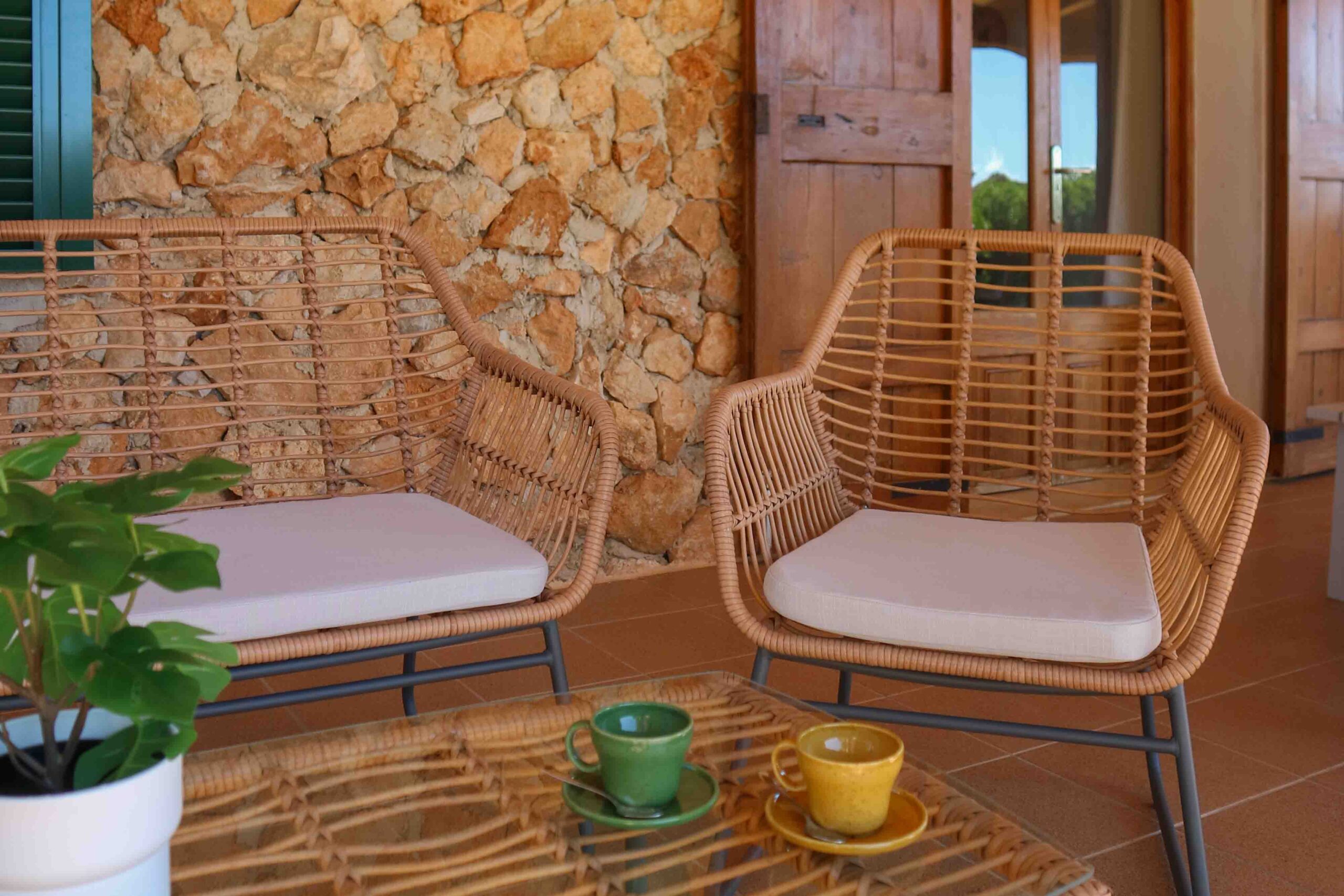 Your_Finca_Mallorca_vakantiehuis_voor_twee_personen_zwembad_ses_salines_sa_vela_01_web