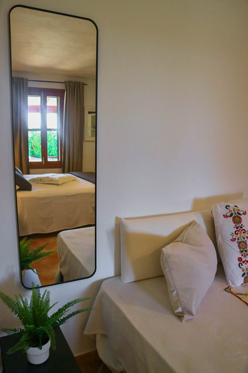 Your_Finca_Mallorca_vakantiehuis_voor_twee_personen_zwembad_ses_salines_sa_vela_07_web