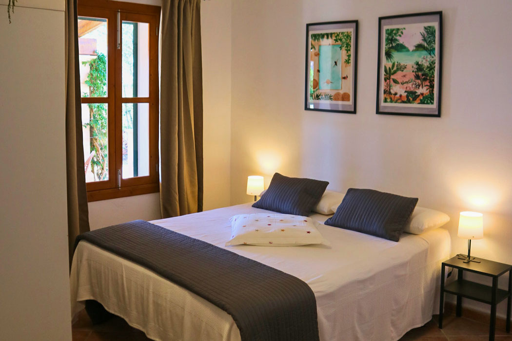 Your_Finca_Mallorca_vakantiehuis_voor_twee_personen_zwembad_ses_salines_sa_vela_10_web