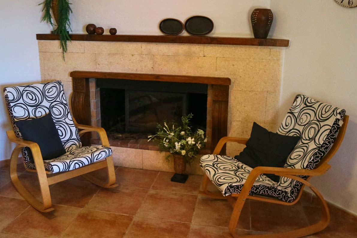 Your_Finca_Mallorca_vakantiehuis_voor_twee_personen_zwembad_ses_salines_sa_vela_13_web