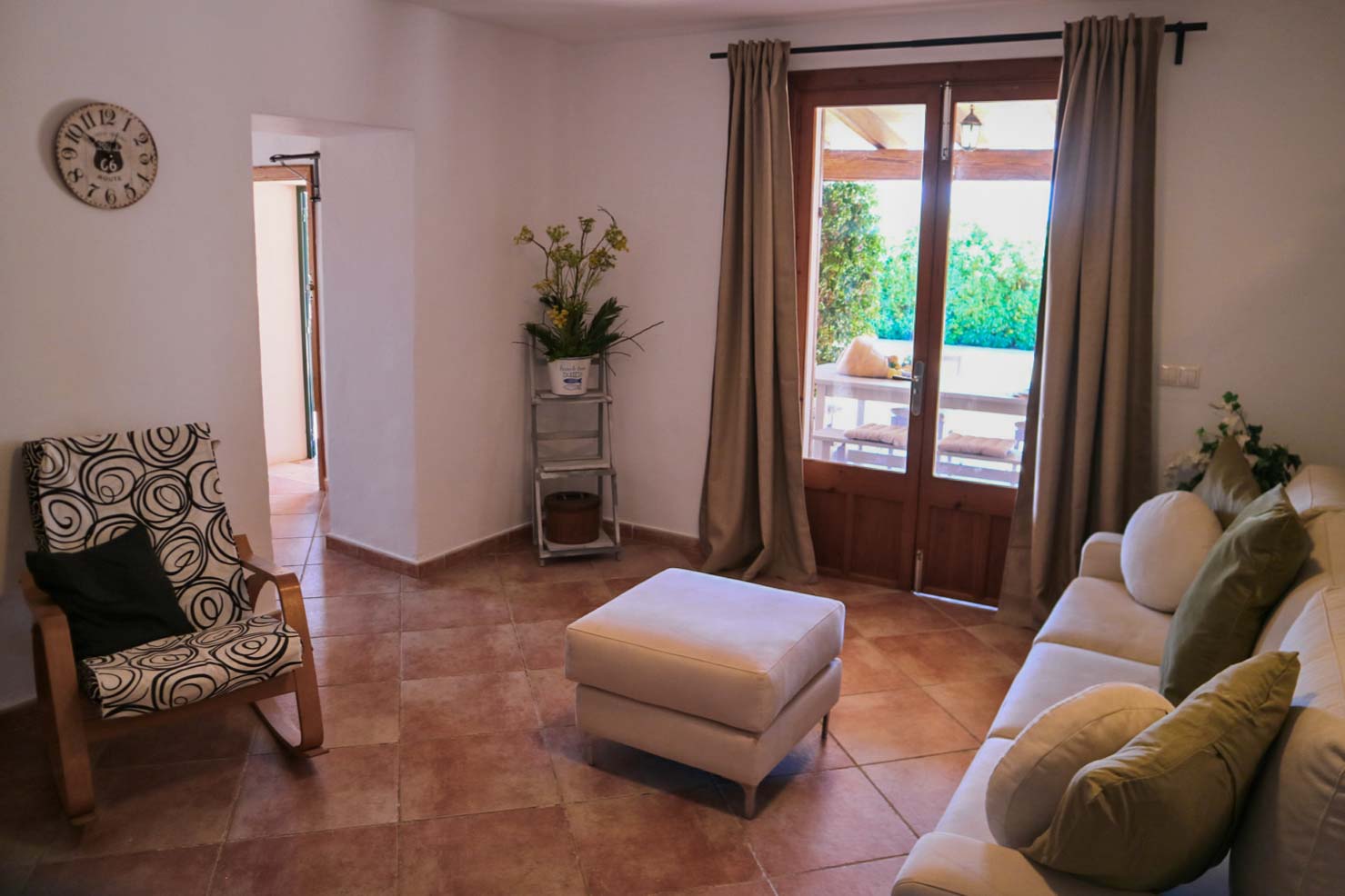 Your_Finca_Mallorca_vakantiehuis_voor_twee_personen_zwembad_ses_salines_sa_vela_14_web