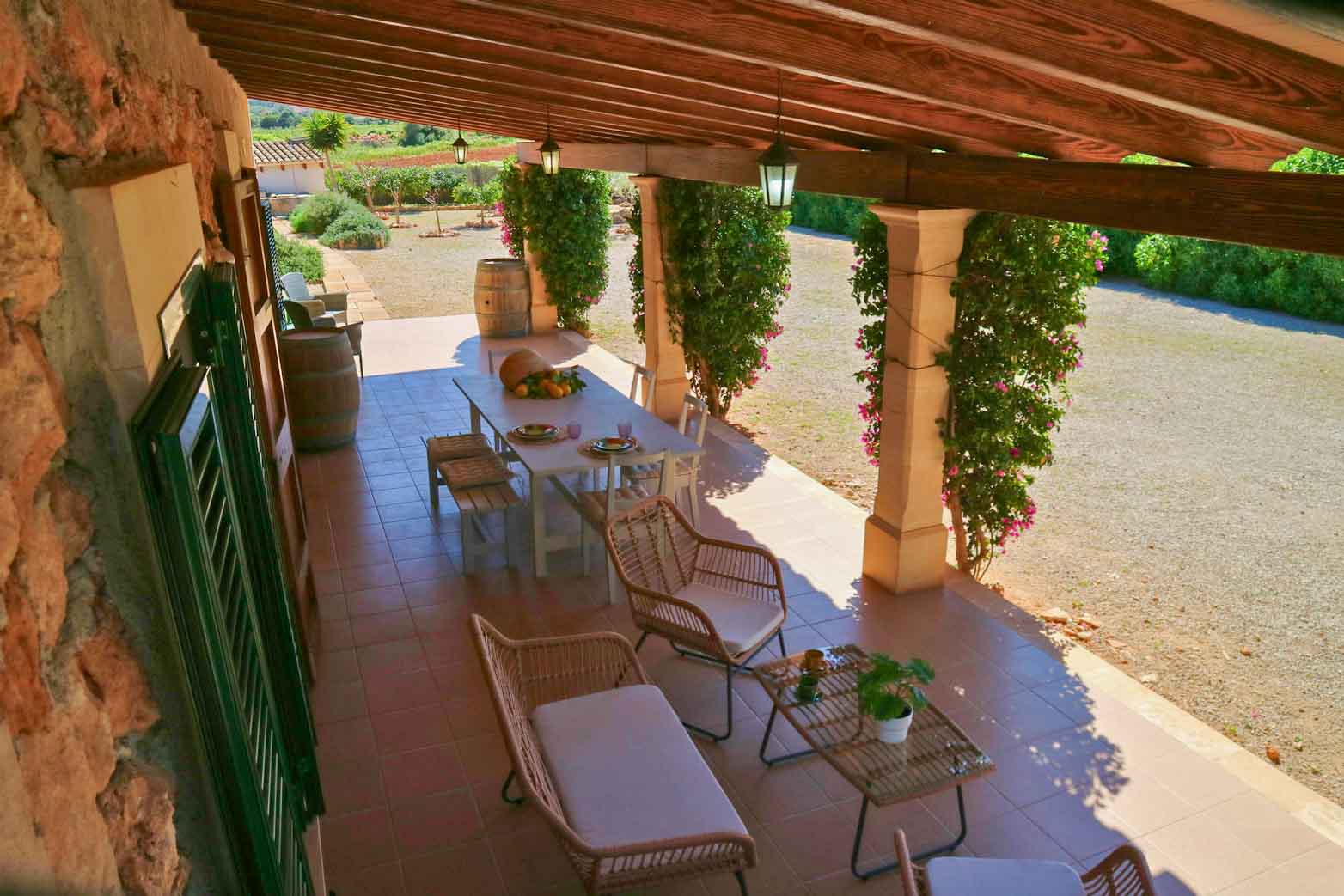 Your_Finca_Mallorca_vakantiehuis_voor_twee_personen_zwembad_ses_salines_sa_vela_17_web