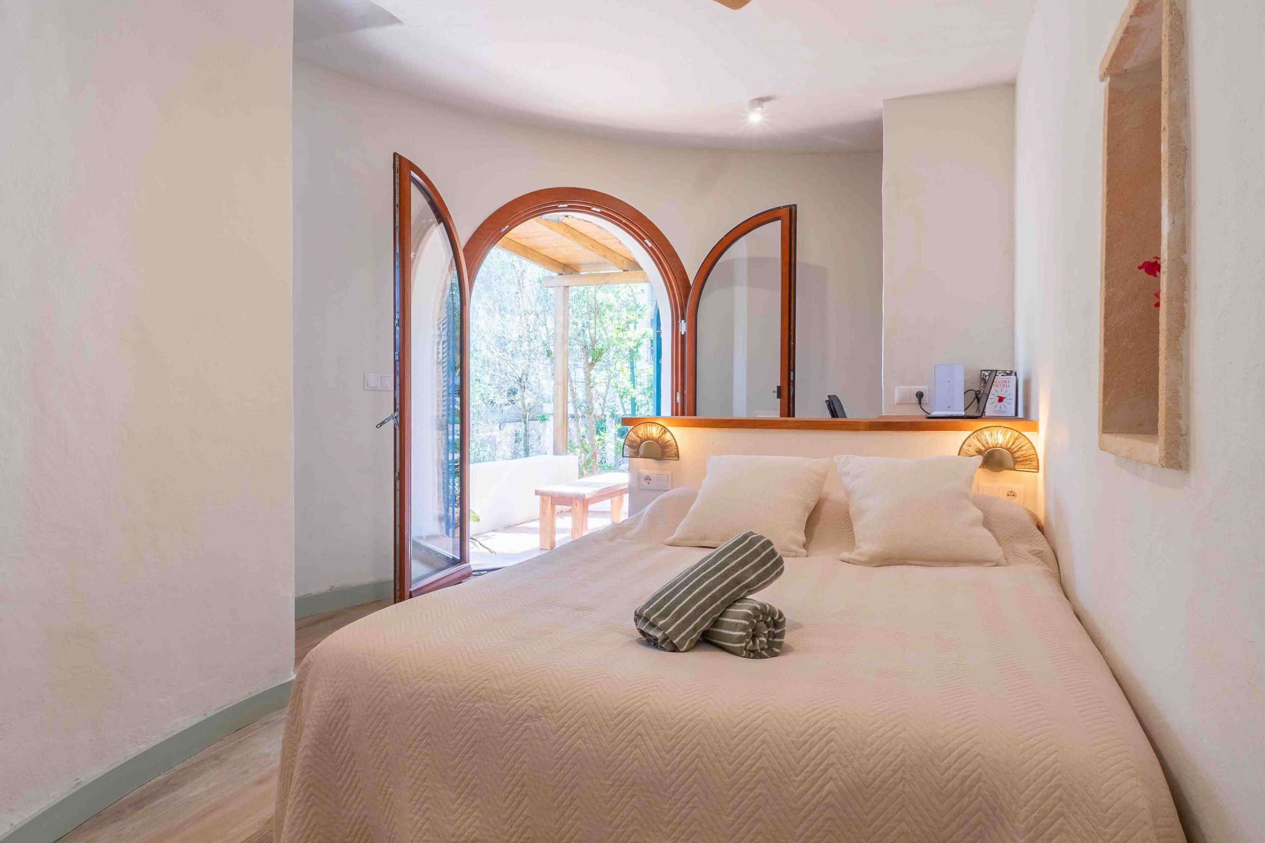 Your_Finca_Mallorca_huisdiervriendelijke_vakantiewoning_loopafstand_strand_cala_llombards_08_web