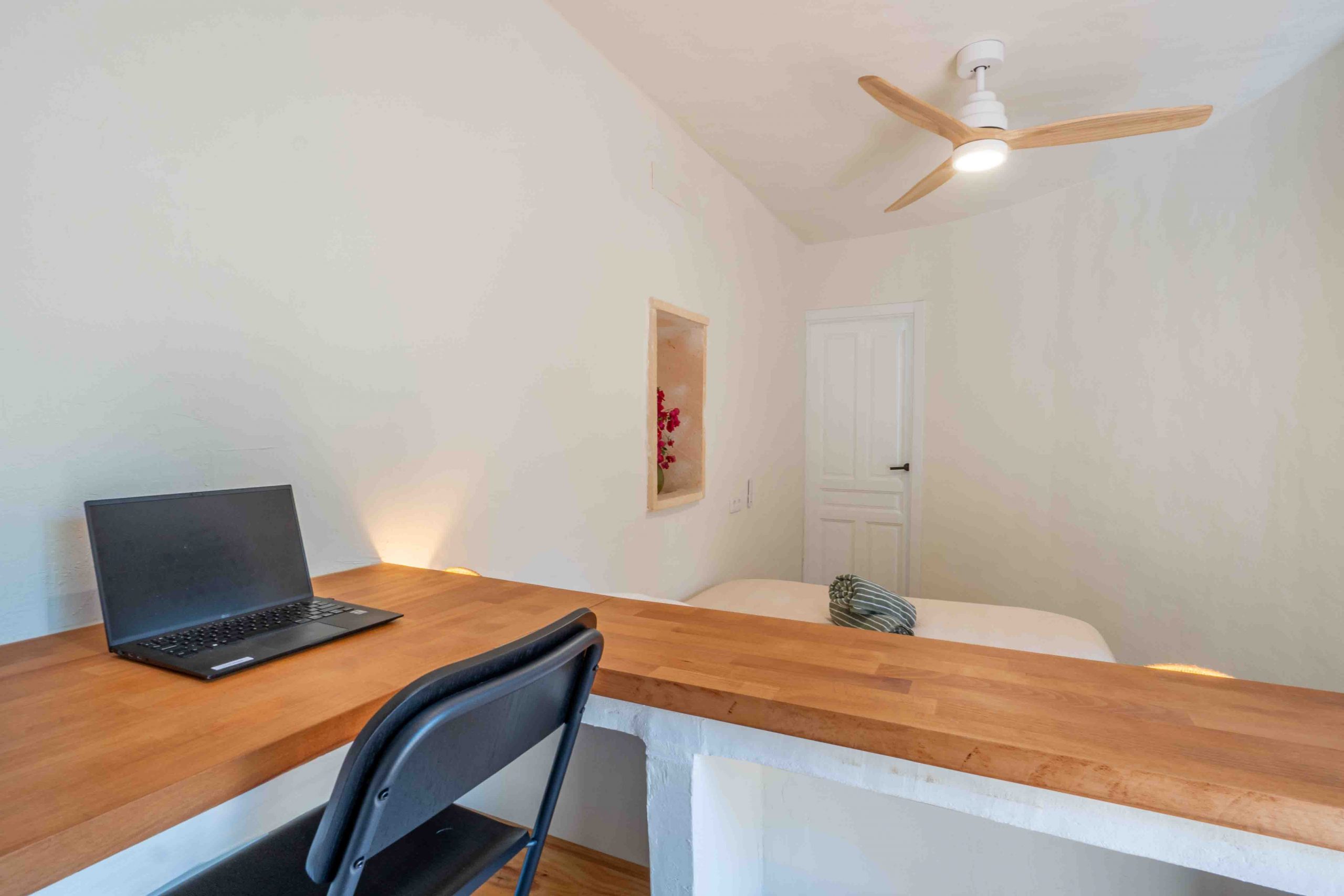 Your_Finca_Mallorca_huisdiervriendelijke_vakantiewoning_loopafstand_strand_cala_llombards_09_web