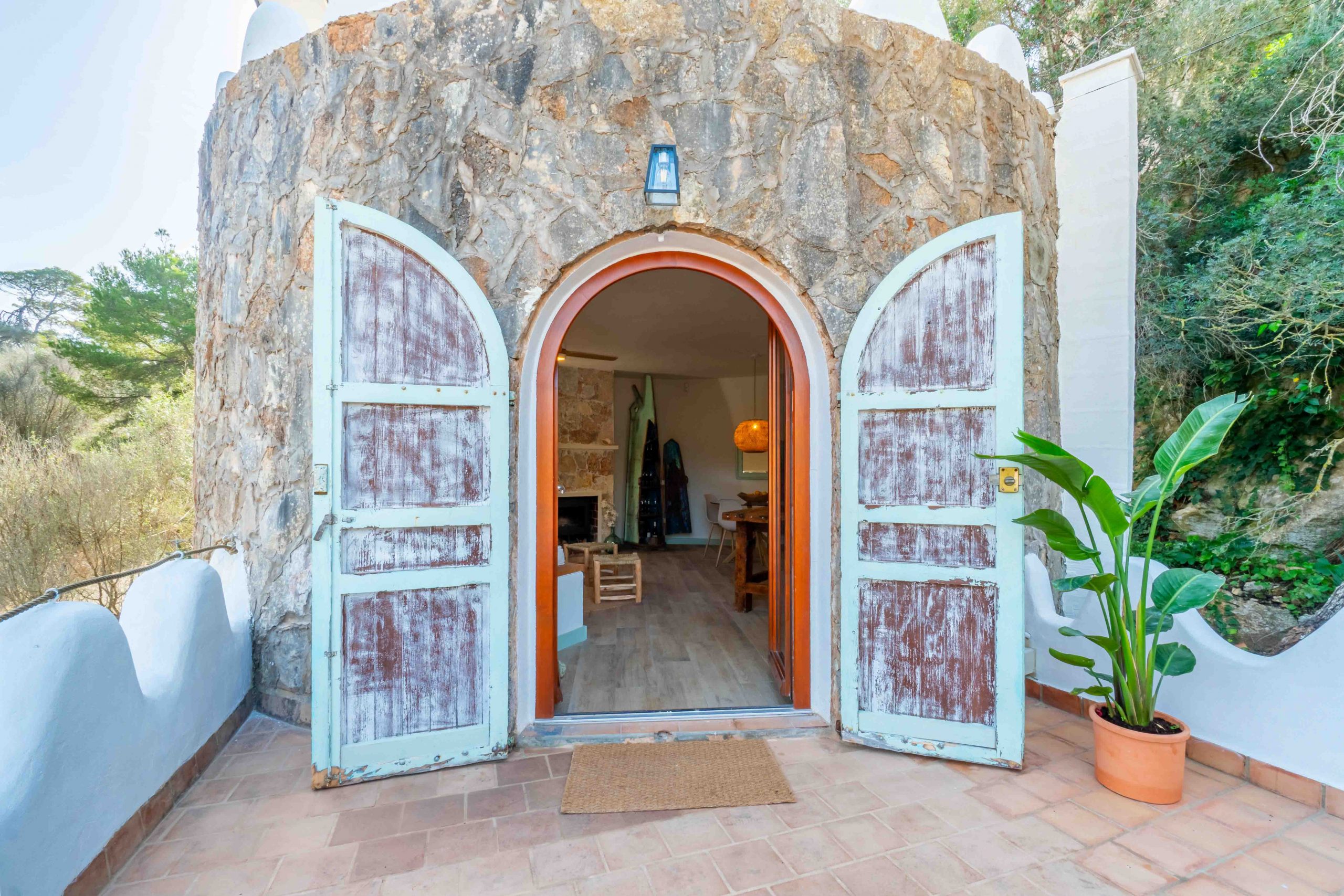 Your_Finca_Mallorca_huisdiervriendelijke_vakantiewoning_loopafstand_strand_cala_llombards_13_web