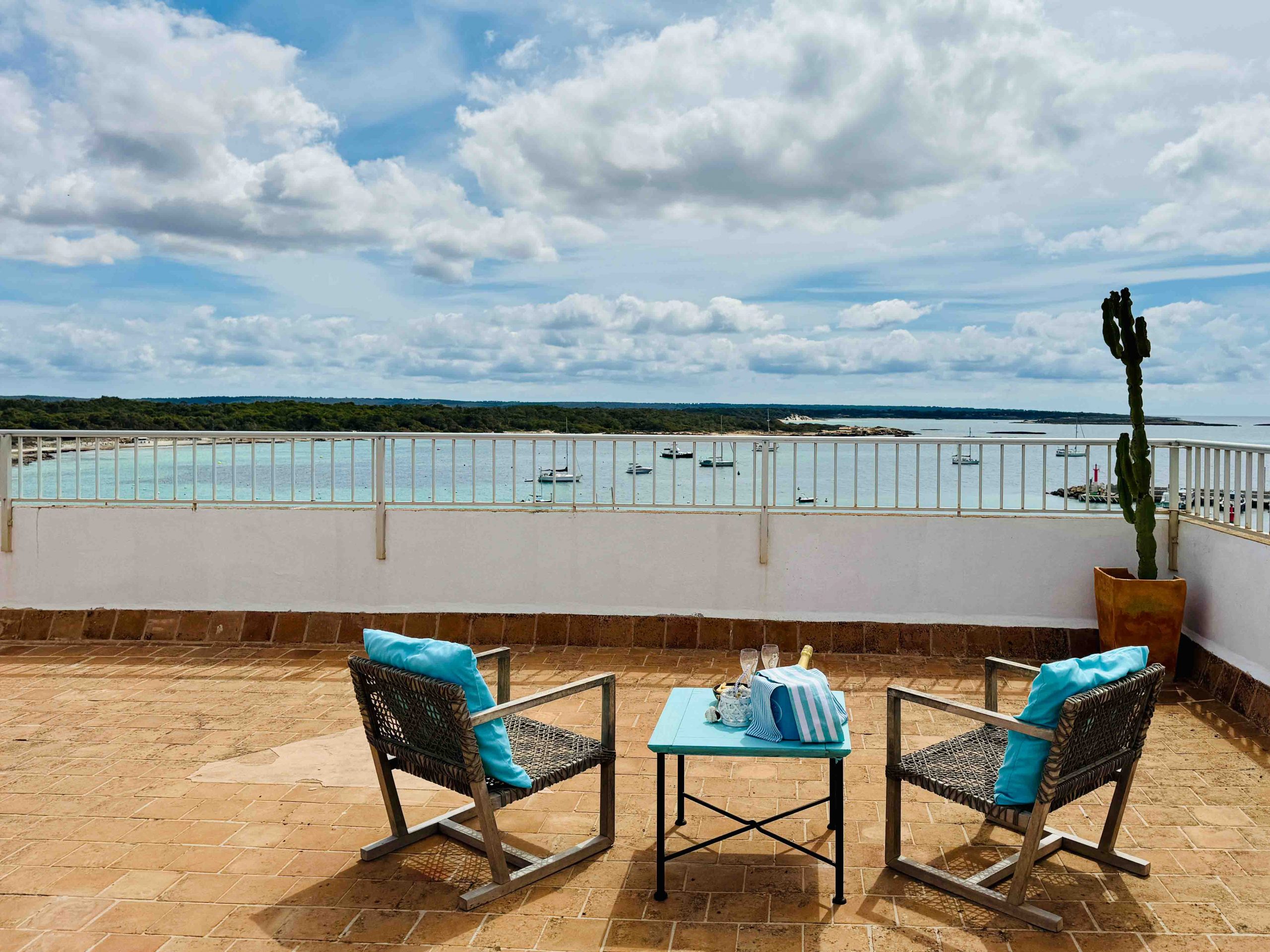 Your_Finca_Mallorca_Appartement_voor_twee_personen_met_adembenemend_zeezicht_in_Colonia_de_Sant_Jordi_Azure_Seabreeze-5_web