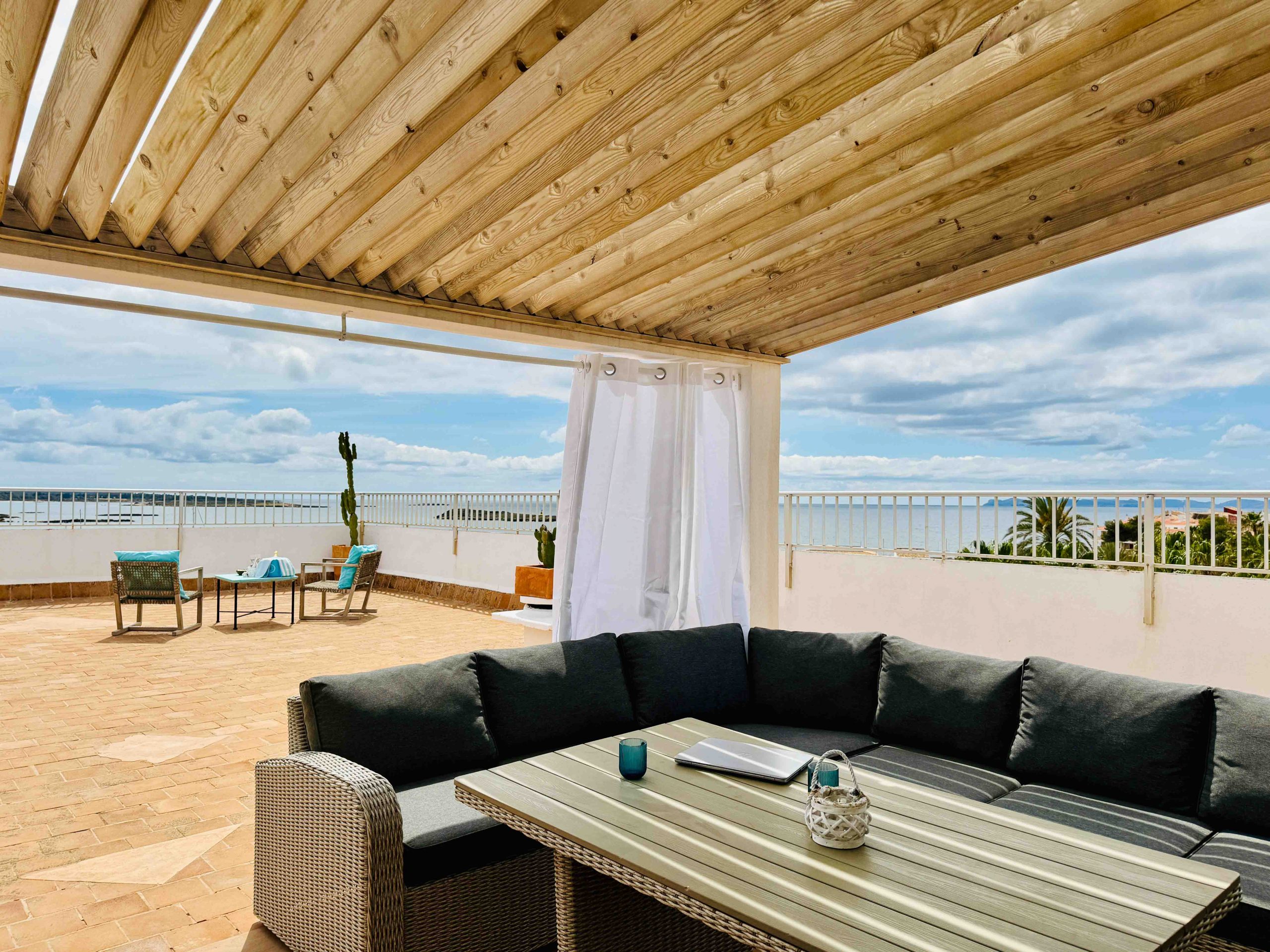 Your_Finca_Mallorca_Appartement_voor_twee_personen_met_adembenemend_zeezicht_in_Colonia_de_Sant_Jordi_Azure_Seabreeze-8_web