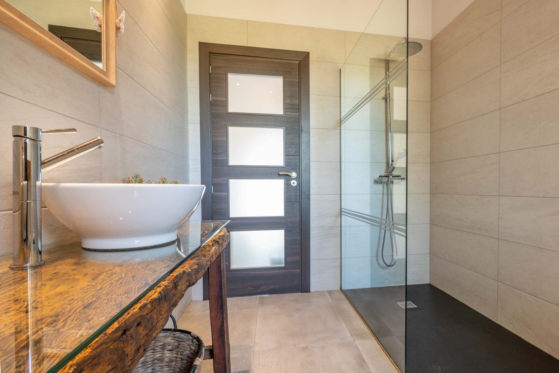 Your_Finca_Mallorca_modern_ingerichte_vakantiewoning_zwembad_ses_salines_Can_Xesquet11_web