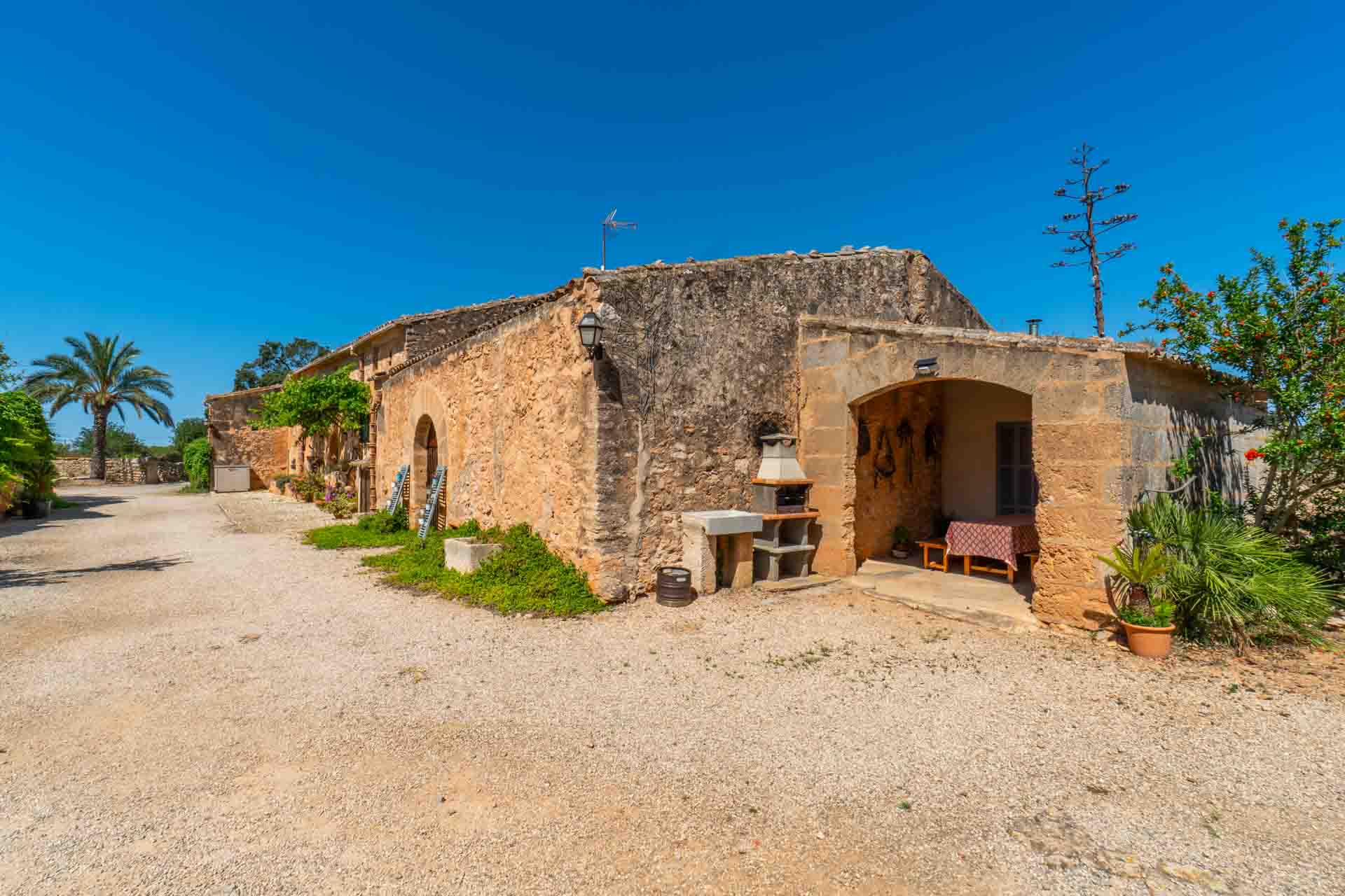 Your_Finca_Mallorca_authentieke_villa_met_privezwembad_nabij_llucmajor_en_de_stranden_van_mallorca_son-caldes-11_web