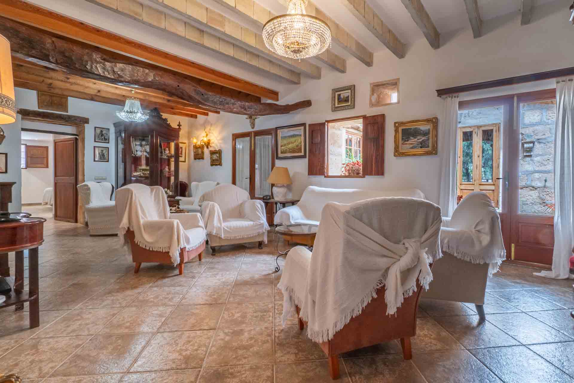 Your_Finca_Mallorca_authentieke_villa_met_privezwembad_nabij_llucmajor_en_de_stranden_van_mallorca_son-caldes-23_web