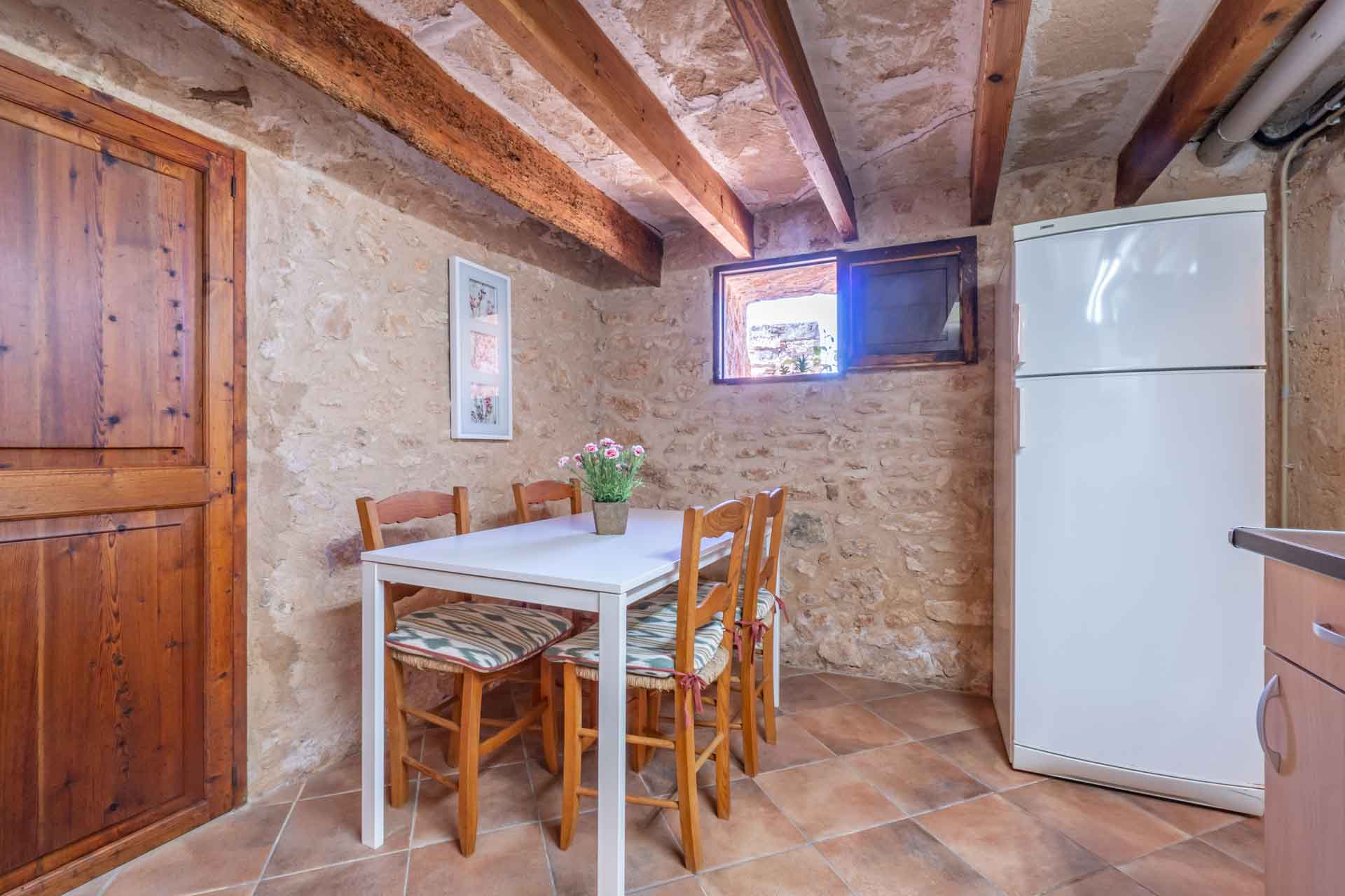 Your_Finca_Mallorca_authentieke_villa_met_privezwembad_nabij_llucmajor_en_de_stranden_van_mallorca_son-caldes-27_web