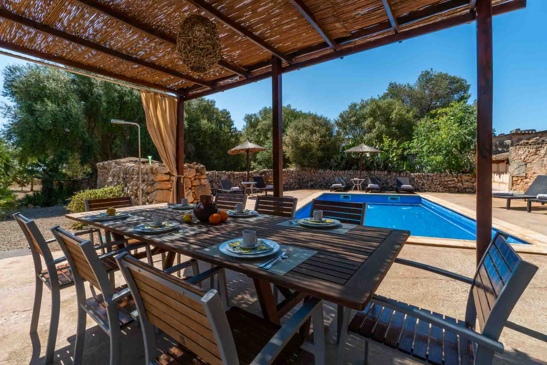 Your_Finca_Mallorca_authentieke_villa_met_privezwembad_nabij_llucmajor_en_de_stranden_van_mallorca_son-caldes-6_web