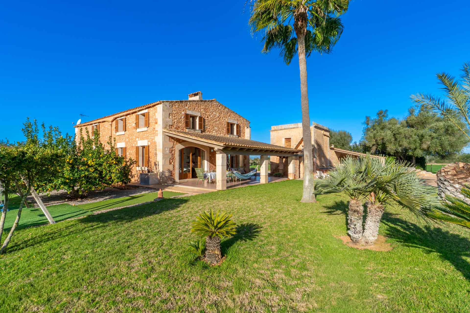 Your_Finca_Mallorca_Riant_landhuis_op_Mallorca_met_privézwembad_in_rustige_natuuromgeving_Can_Mayol_2_web