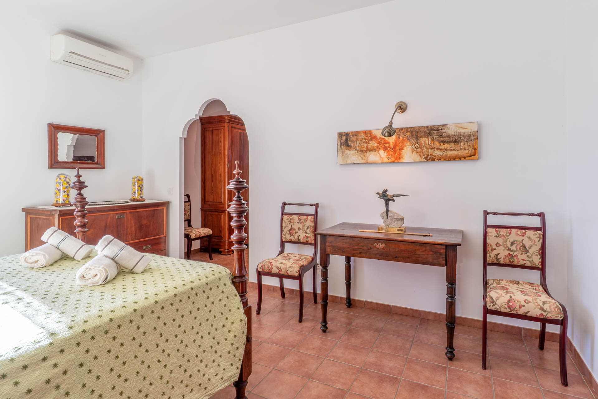 Your_Finca_Mallorca_Riant_landhuis_op_Mallorca_met_privézwembad_in_rustige_natuuromgeving_Can_Mayol_32_web