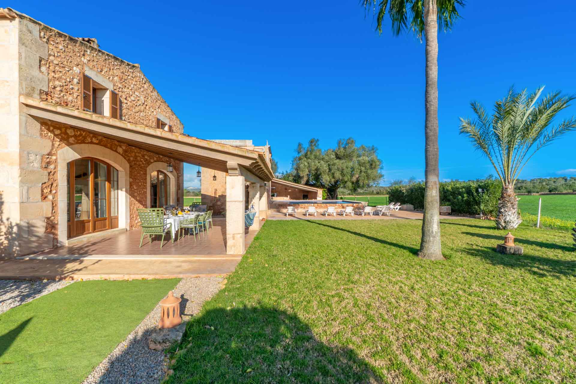 Your_Finca_Mallorca_Riant_landhuis_op_Mallorca_met_privézwembad_in_rustige_natuuromgeving_Can_Mayol_3_web