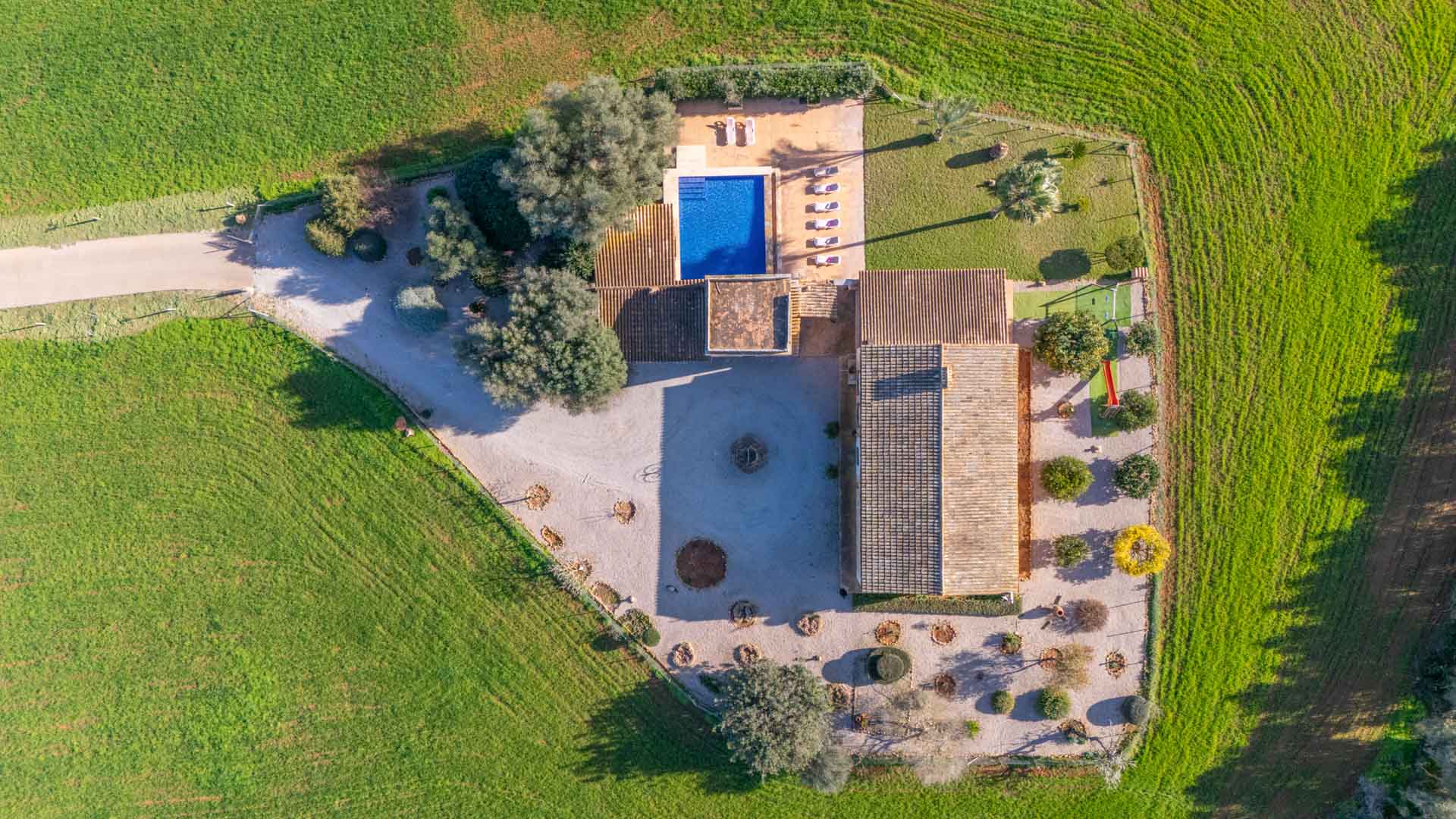 Your_Finca_Mallorca_Riant_landhuis_op_Mallorca_met_privézwembad_in_rustige_natuuromgeving_Can_Mayol_9_web